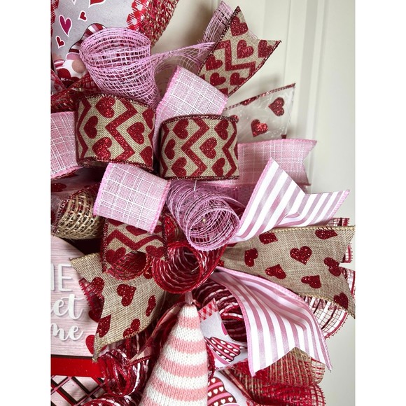 Handmade Valentine’s Home Sweet Gnome Ribbon Prelit Wreath 22 ins LED W18 - Picture 7 of 12